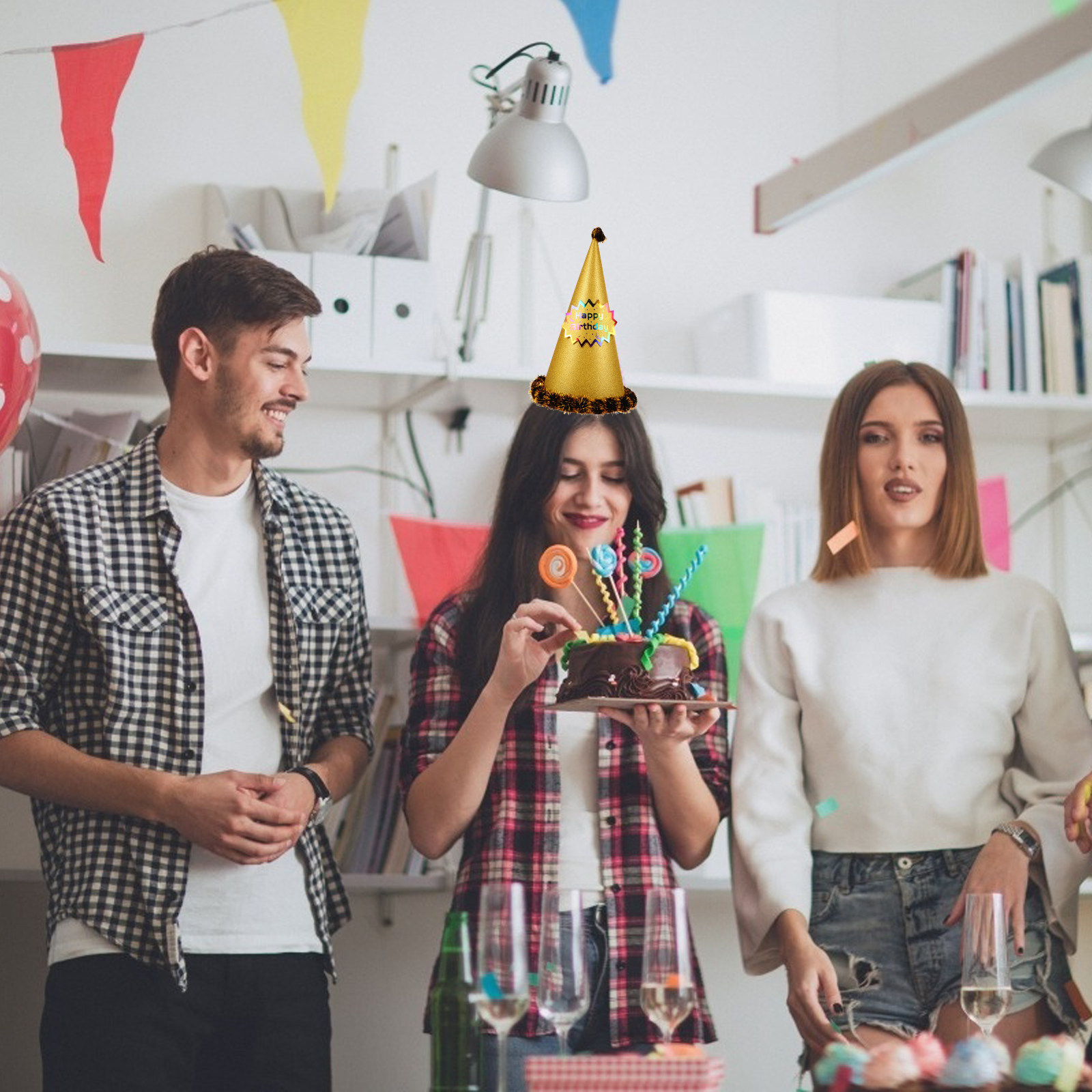 قبعة حفلات ذهبية على شكل مخروط - مراجعة Party Hat Cone وسعره