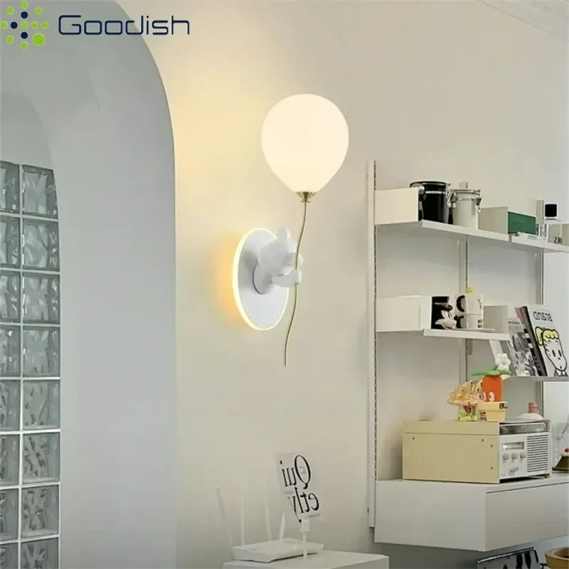 مصابيح حائط كرتونية إيطالية دا - مراجعة Led Balloon Light وسعره